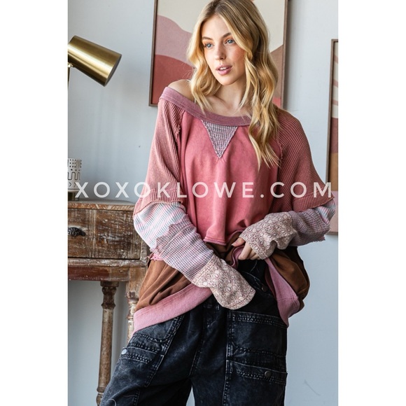 Oli & Hali All In The Cuff Mixed Print Washed Pullover in Pink Berry - Picture 9 of 10